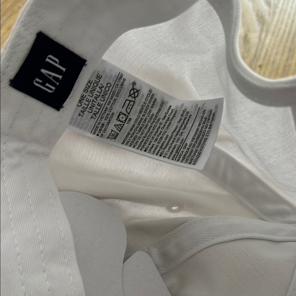 GAP America White hat with Patriotic Logo NWT - Picture 4 of 6